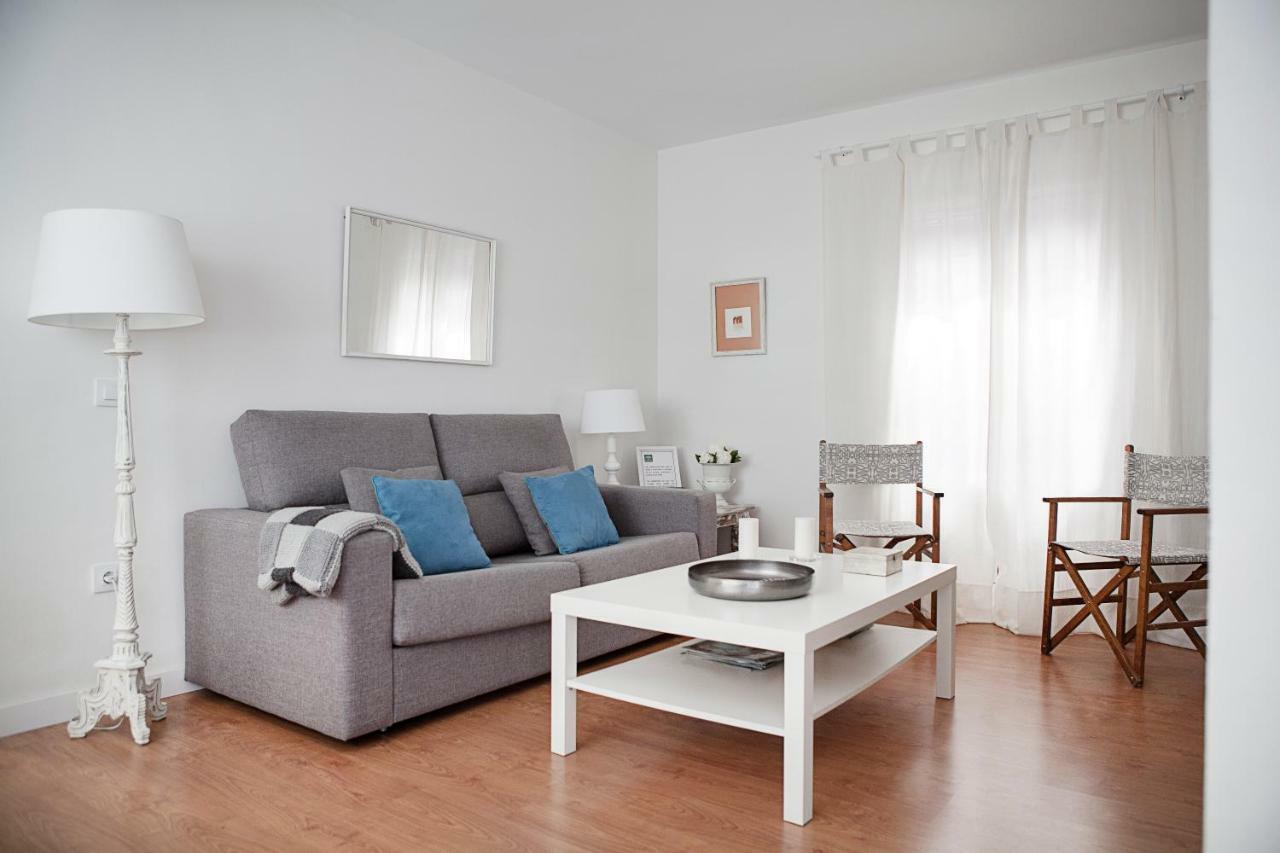Apartamento Mendoza Севілья Екстер'єр фото